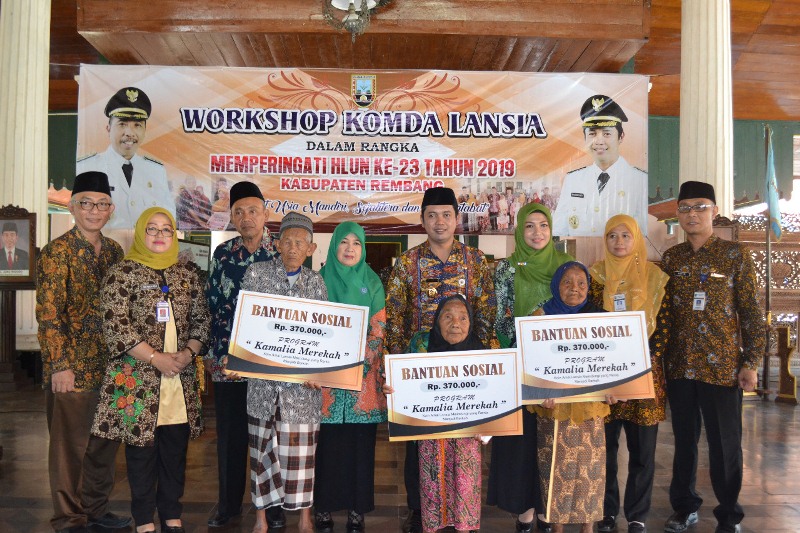 Pemkab Rembang Peduli Kesehatan dan Kesejahteraan Lansia