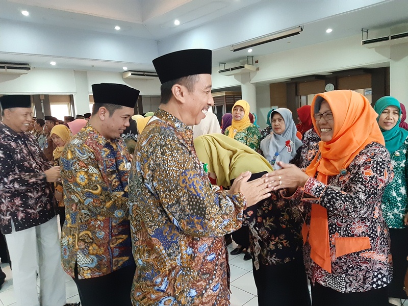 Ratusan Kepala Sekolah Dilantik, Bupati: Jangan Ada yang Merasa Dibuang