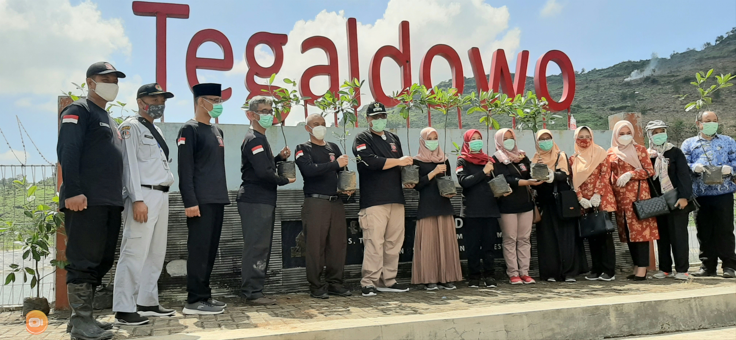 Peringatan 17 Tahun Tagana, Tanam Seribu Buah