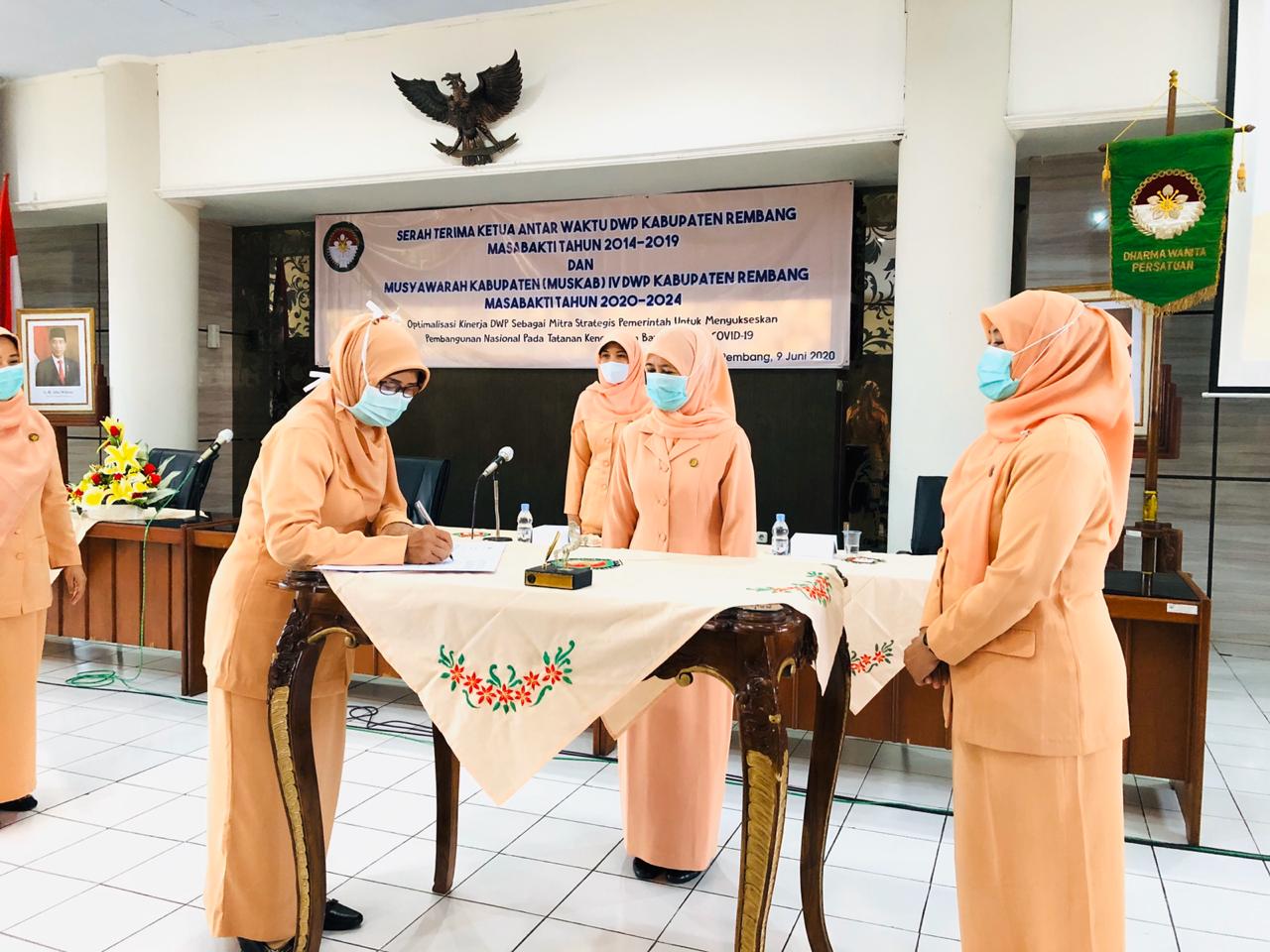 Ibu Rudy Achmad Mualif Resmi Jabat Ketua DWP Kabupaten Rembang