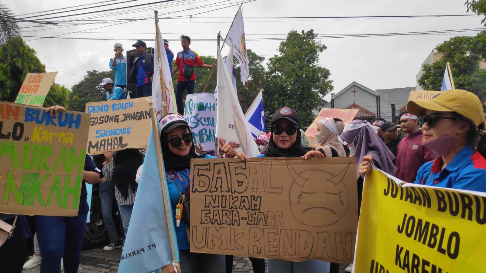 Bupati Hafidz Respon Baik Tuntutan Pekerja