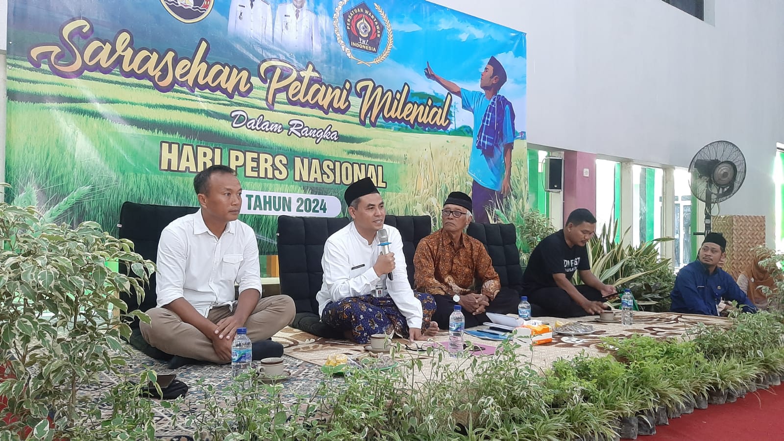 Dorong Minat Bertani, PWI dan Pemkab Rembang Gelar Sarasehan Petani Milenial