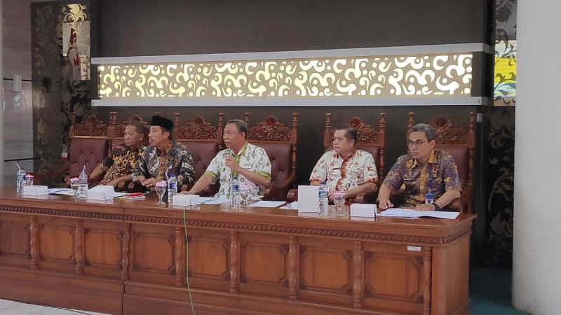 Bupati Hafidz Minta  Percepatan Serapan Anggaran