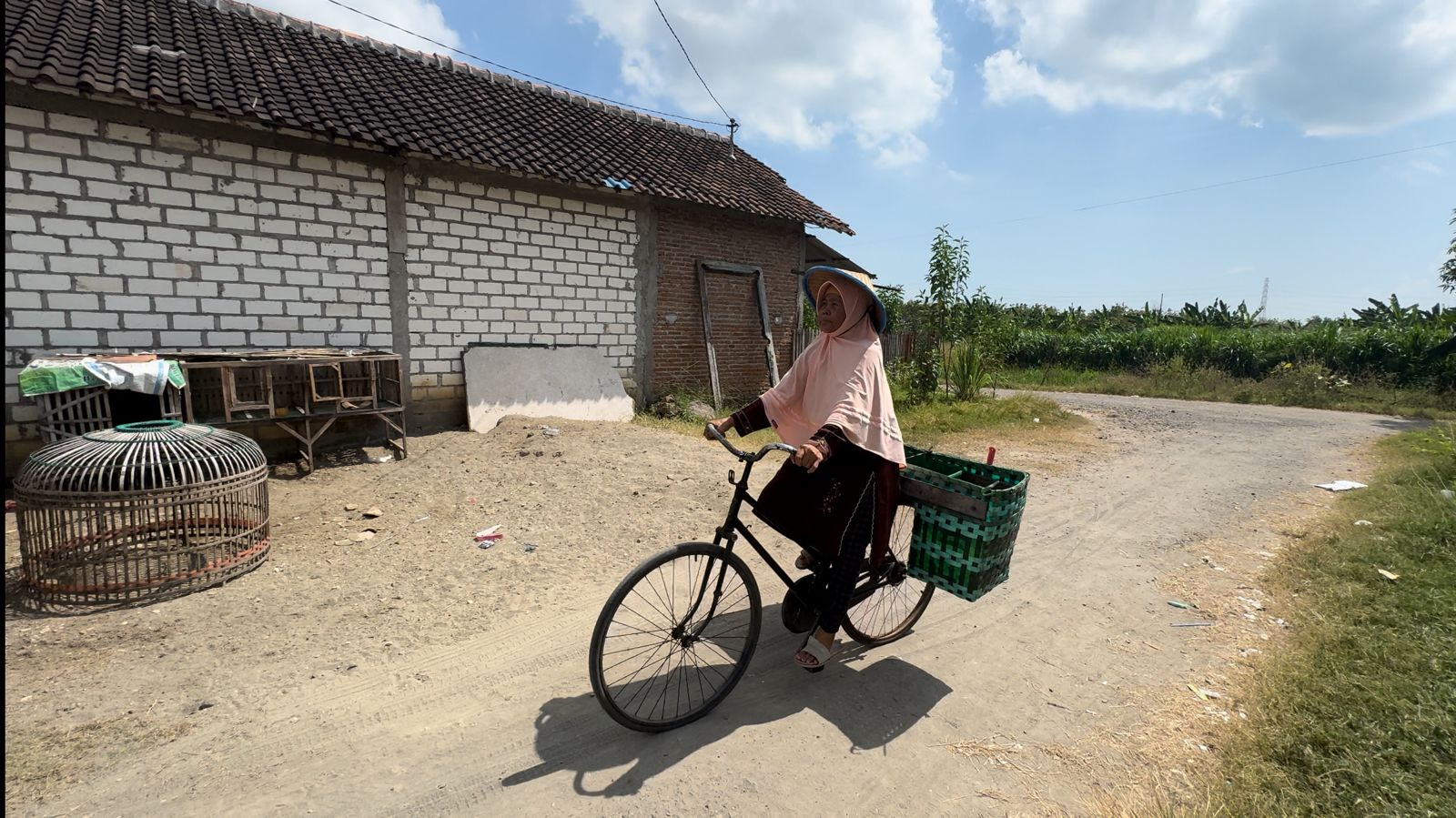 Inspiratif, Pedagang Sayur Keliling Naik Haji Setelah Menabung 49 Tahun