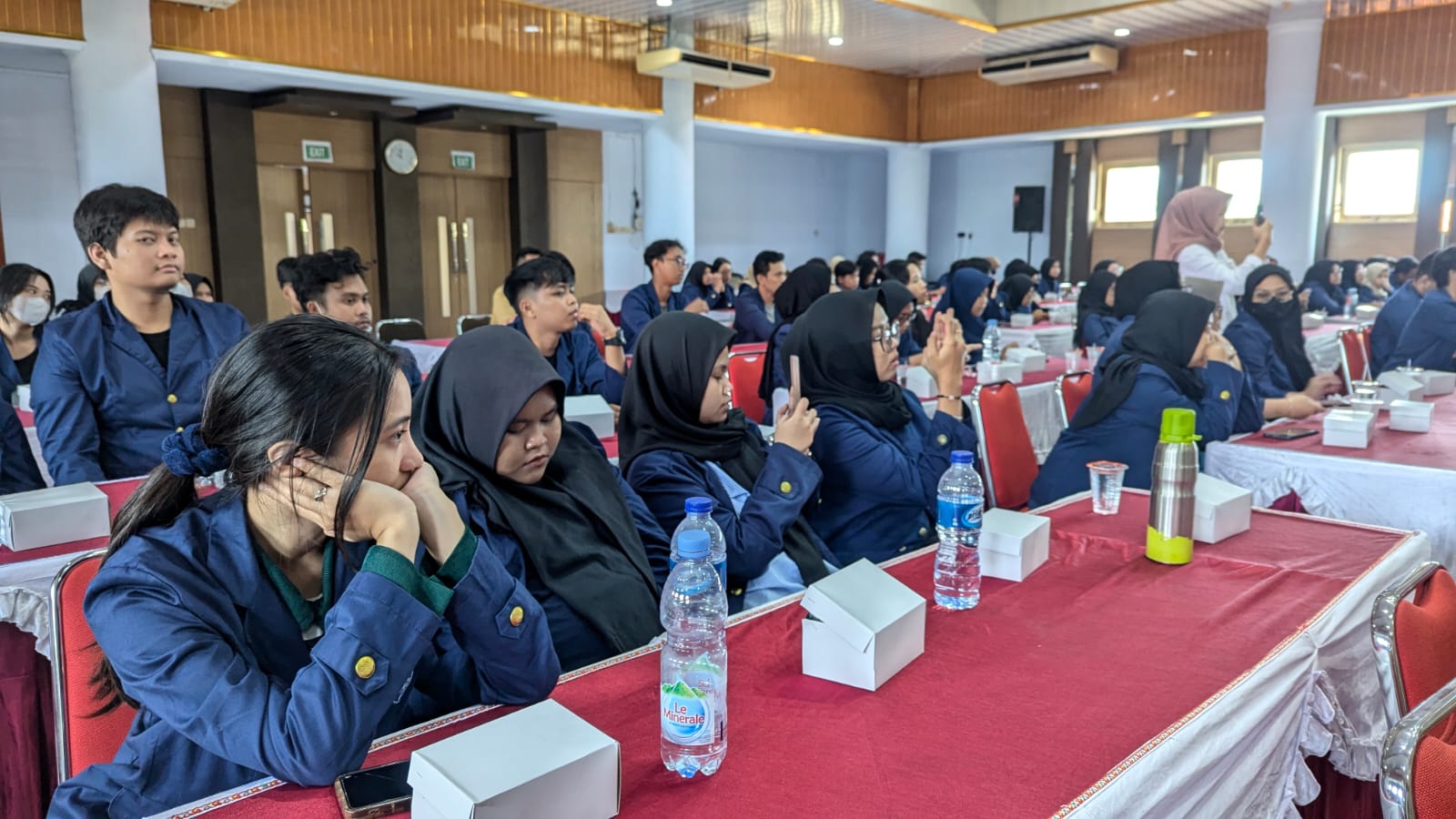 Edible Garden Tower Jadi Proyek Utama KKN Tematik IPB di Rembang