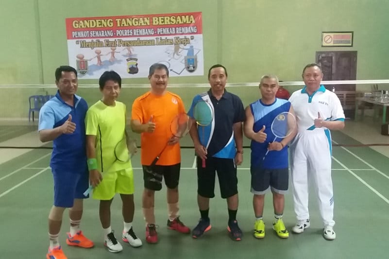 Pererat Kerjasama, Pemkab Rembang, Polres Rembang dan Pemkot Semarang Gelar Pertandingan Persahabatan
