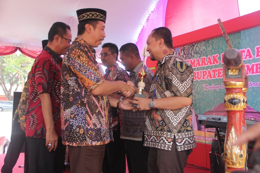 Semarak Pesta Buku Memperkokoh Budaya Literasi