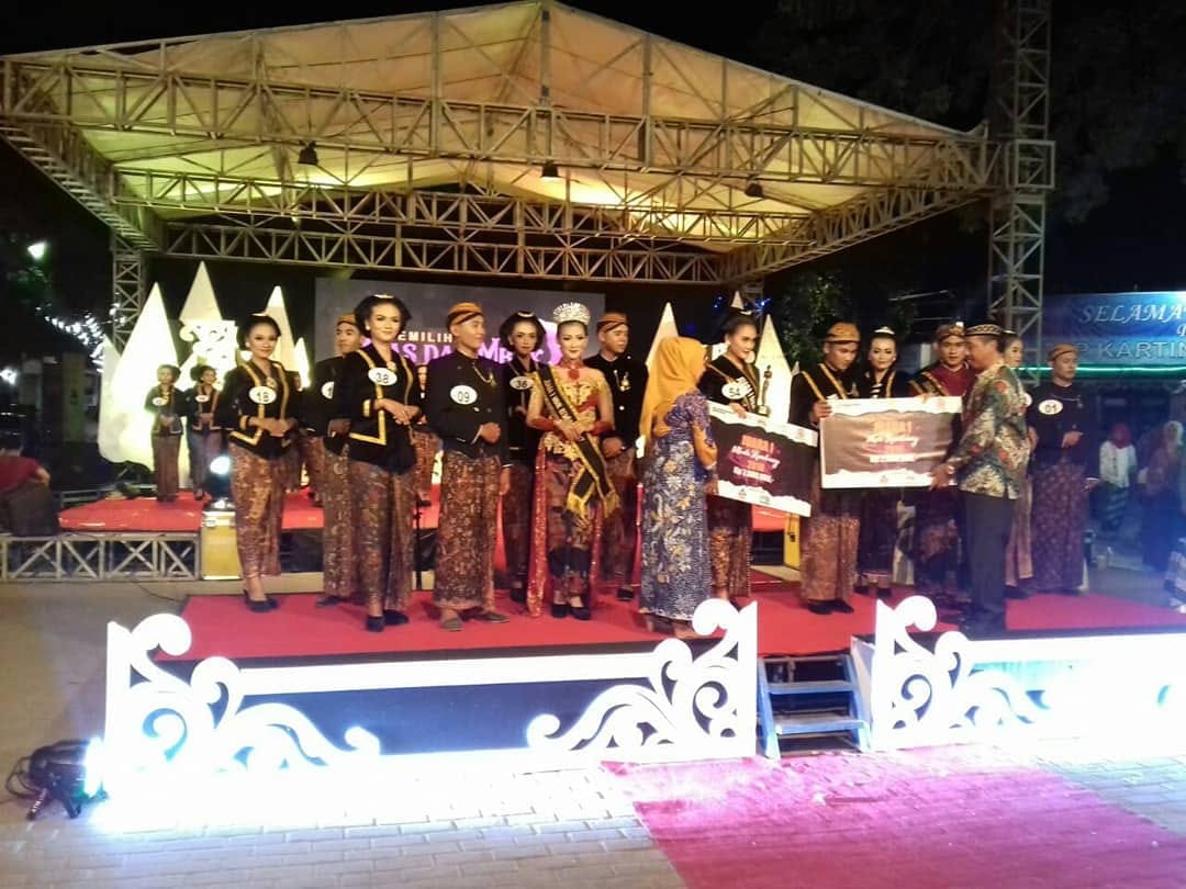 Bella dan Dicky Terpilih Menjadi Duta Wisata Rembang 2018