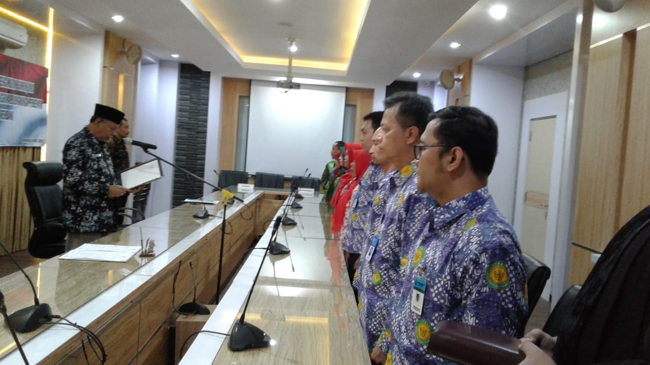 Sekda Lantik Pejabat Pengawas dan Pejabat Fungsional