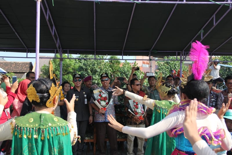 Arak- arakan Sedekah Laut Tasikagung, Bupati: Harus Dijaga dan Dilestarikan