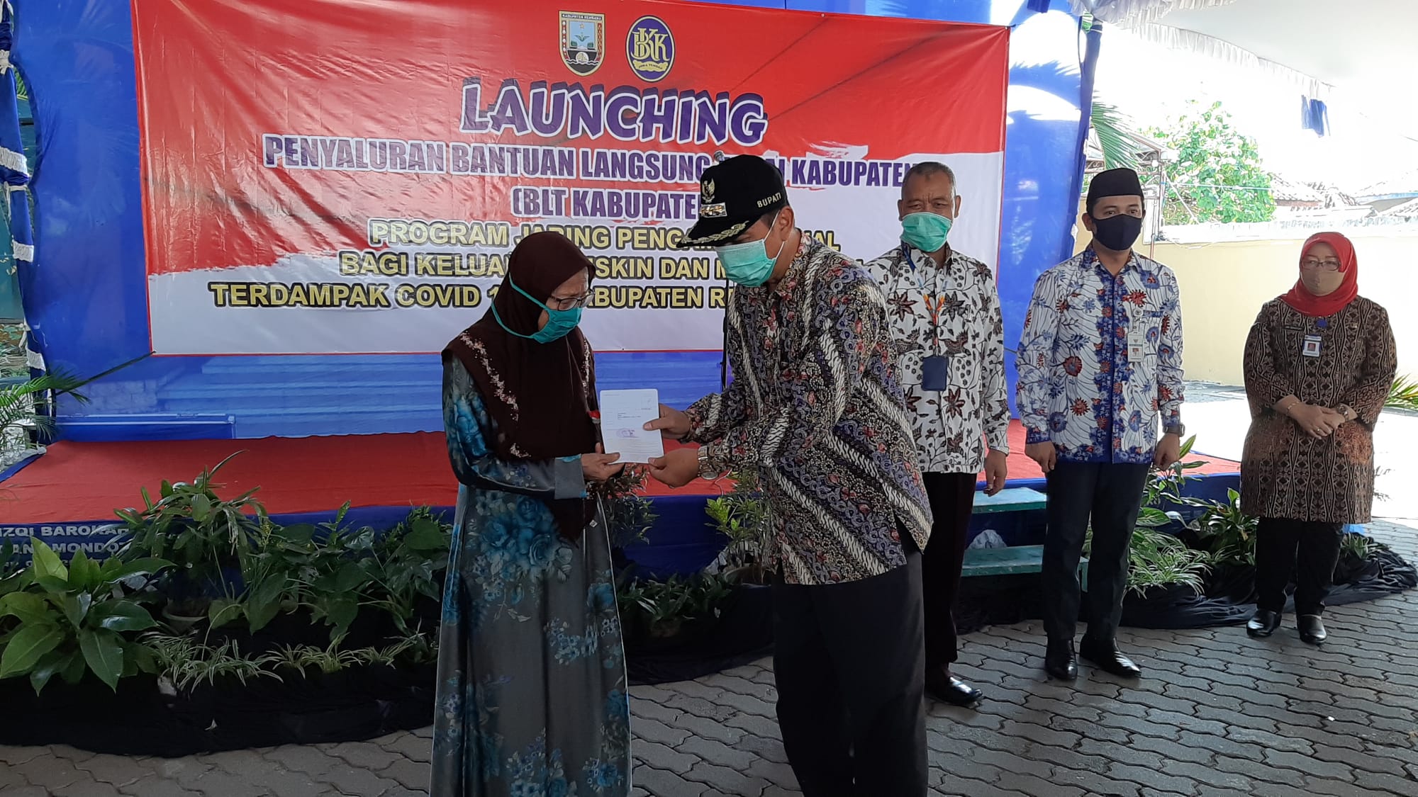 Bupati Hafidz Melaunching BLT Kabupaten