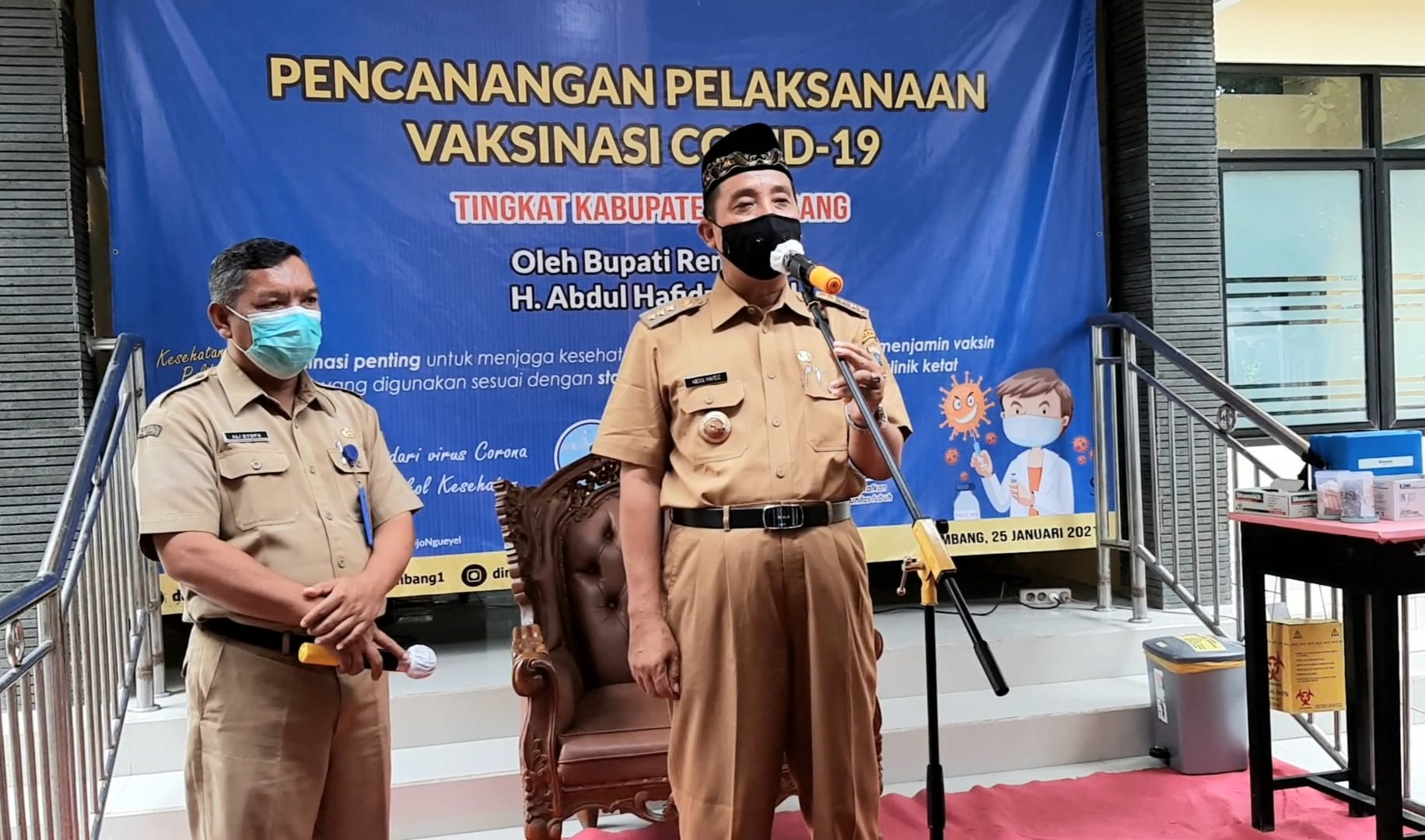 Bupati Hafidz Tegaskan Vaksin Yang Diberikan Ke Masyarakat Sama
