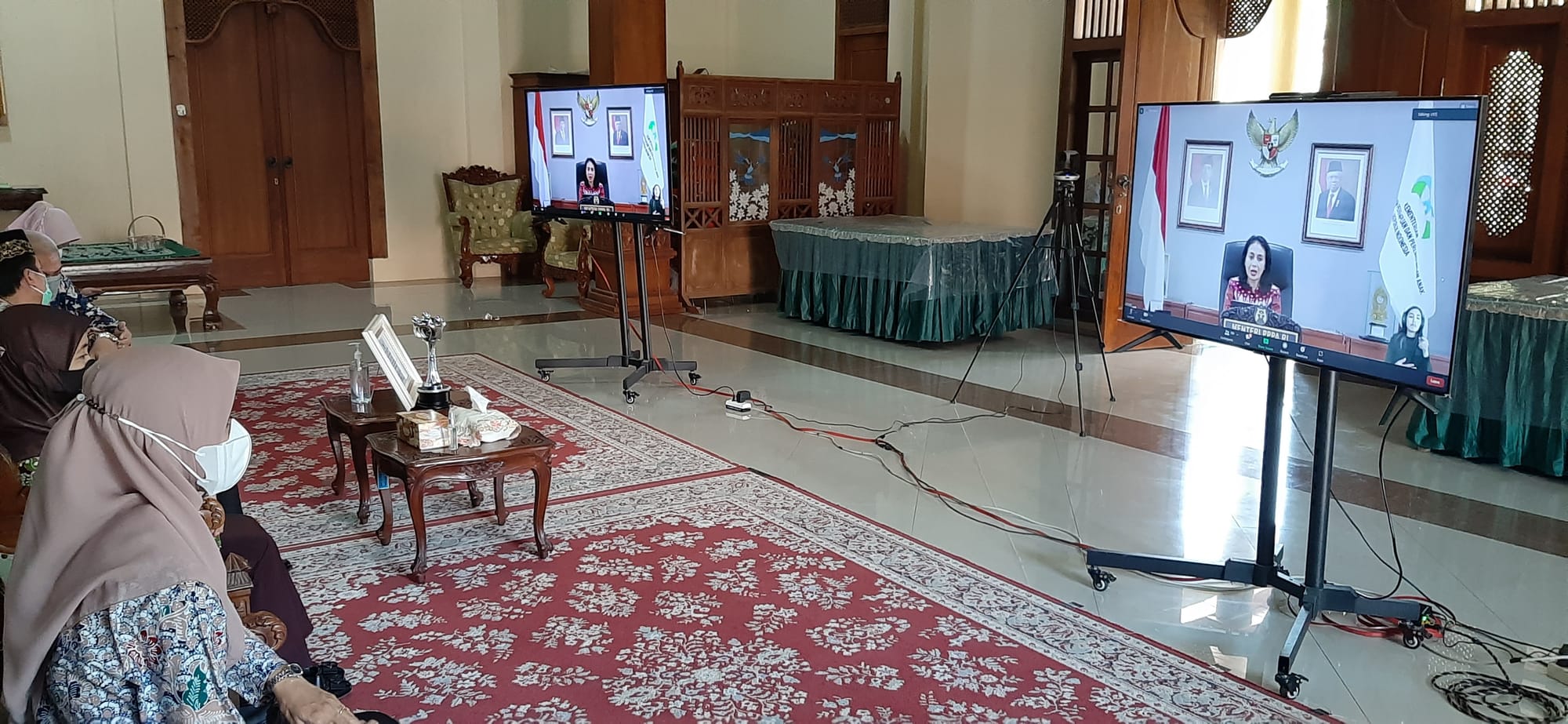 Rembang Raih Anugerah Parahita Ekapraya Kategori Tertinggi