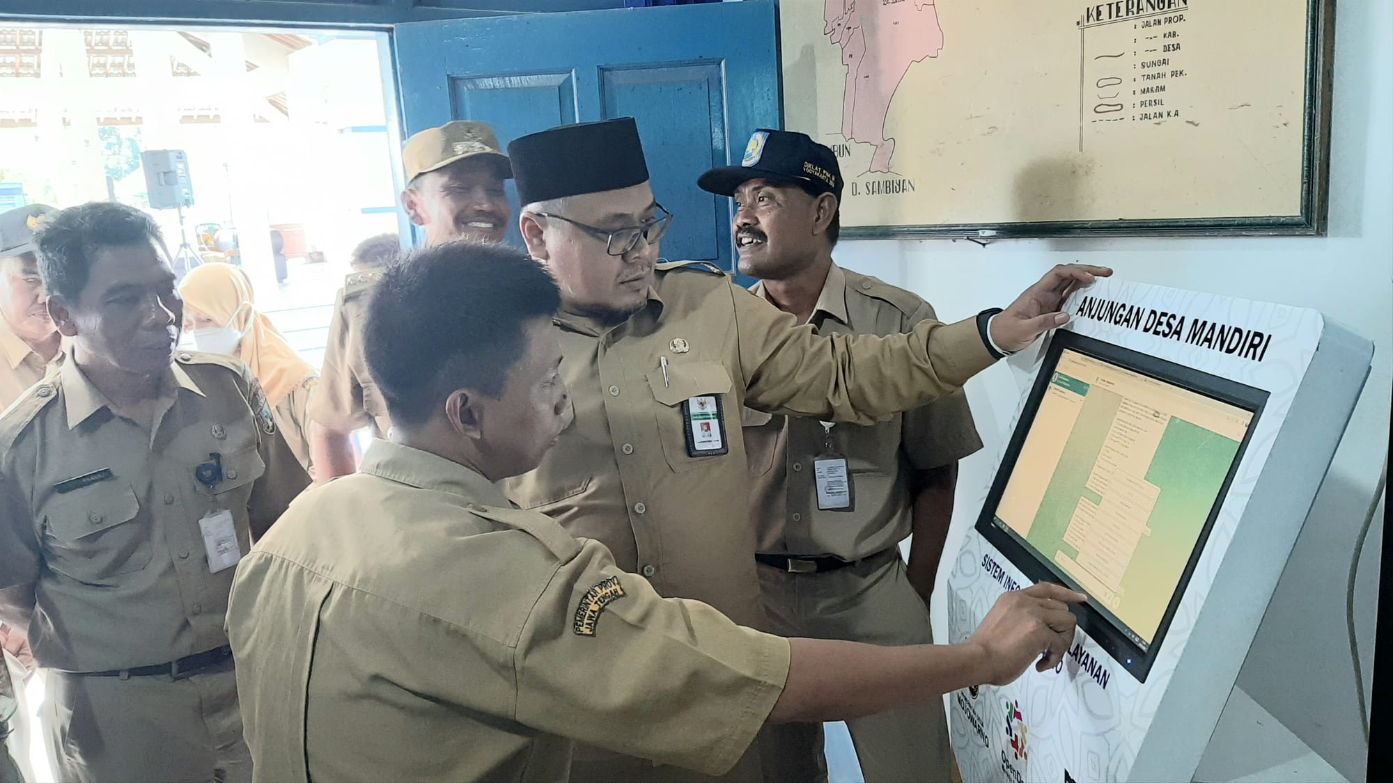 Wabup Hanies Ingin Mojowarno Jadi Percontohan Smart Village