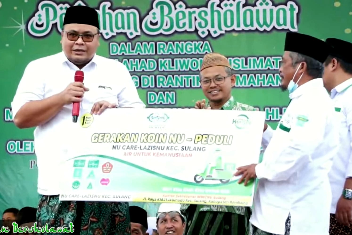 Wabup Hanies Launching Program Air Untuk Kemanusiaan