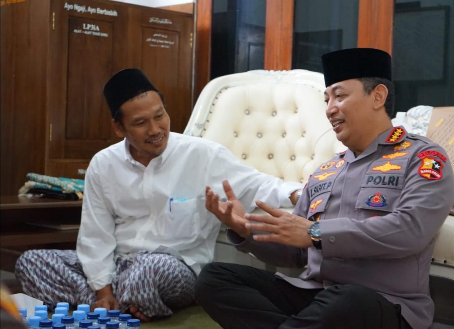 Safari ke Berbagai Pesantren di Rembang, Kapolri: Polri Butuh Ulama