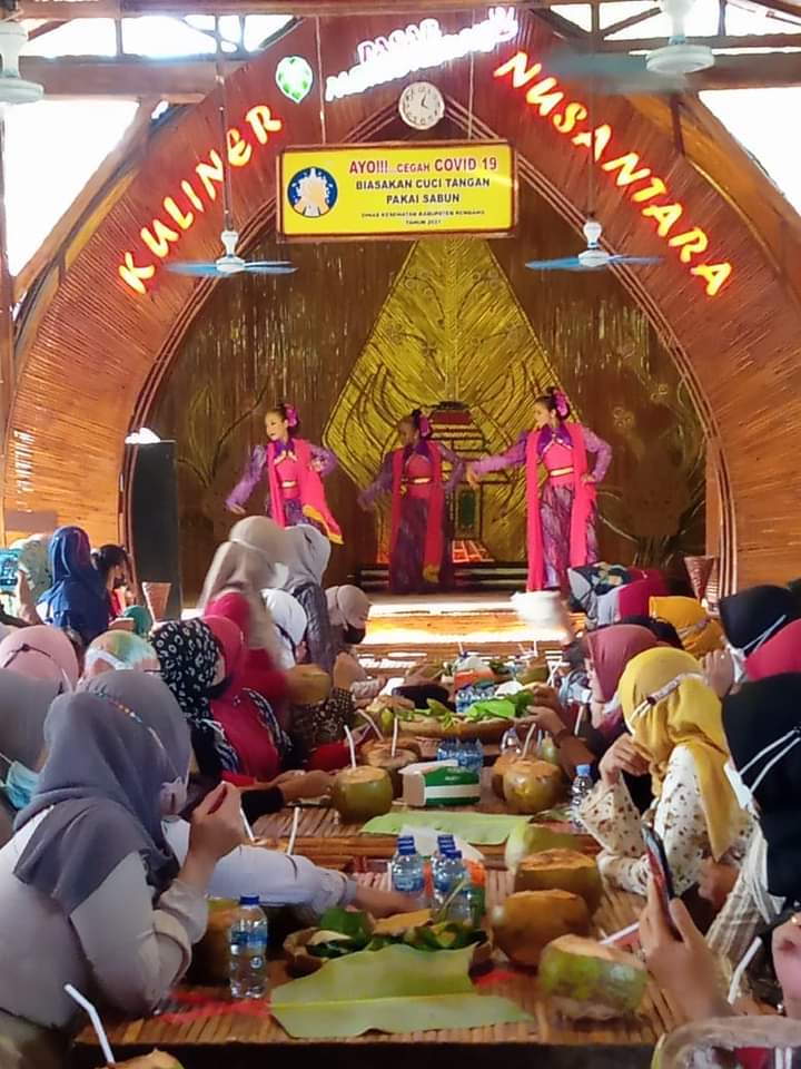 Terapkan Protokol Kesehatan, Pasar Mbrumbung Raih Penghargaan Nasional