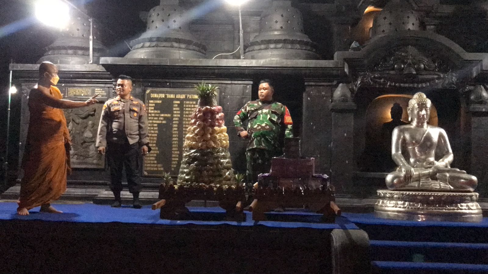 Sambut Trisuci Waisak 2022, Ratusan Umat Budha di Rembang Kirab Keliling Kampung