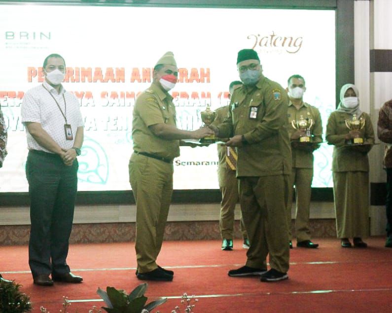 Rembang Raih Penghargaan Daya Saing Daerah