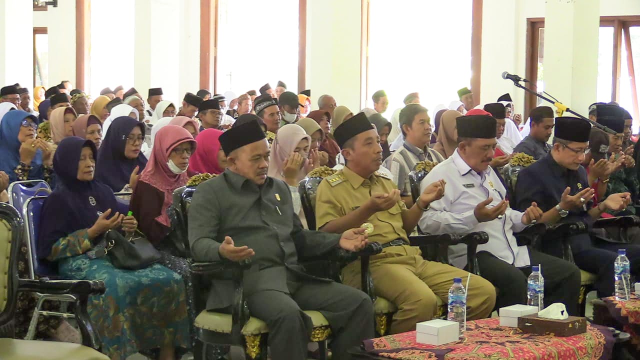 Bupati Hafidz Ingatkan Para Calon Jamaah Haji Untuk Santun di Tanah Suci