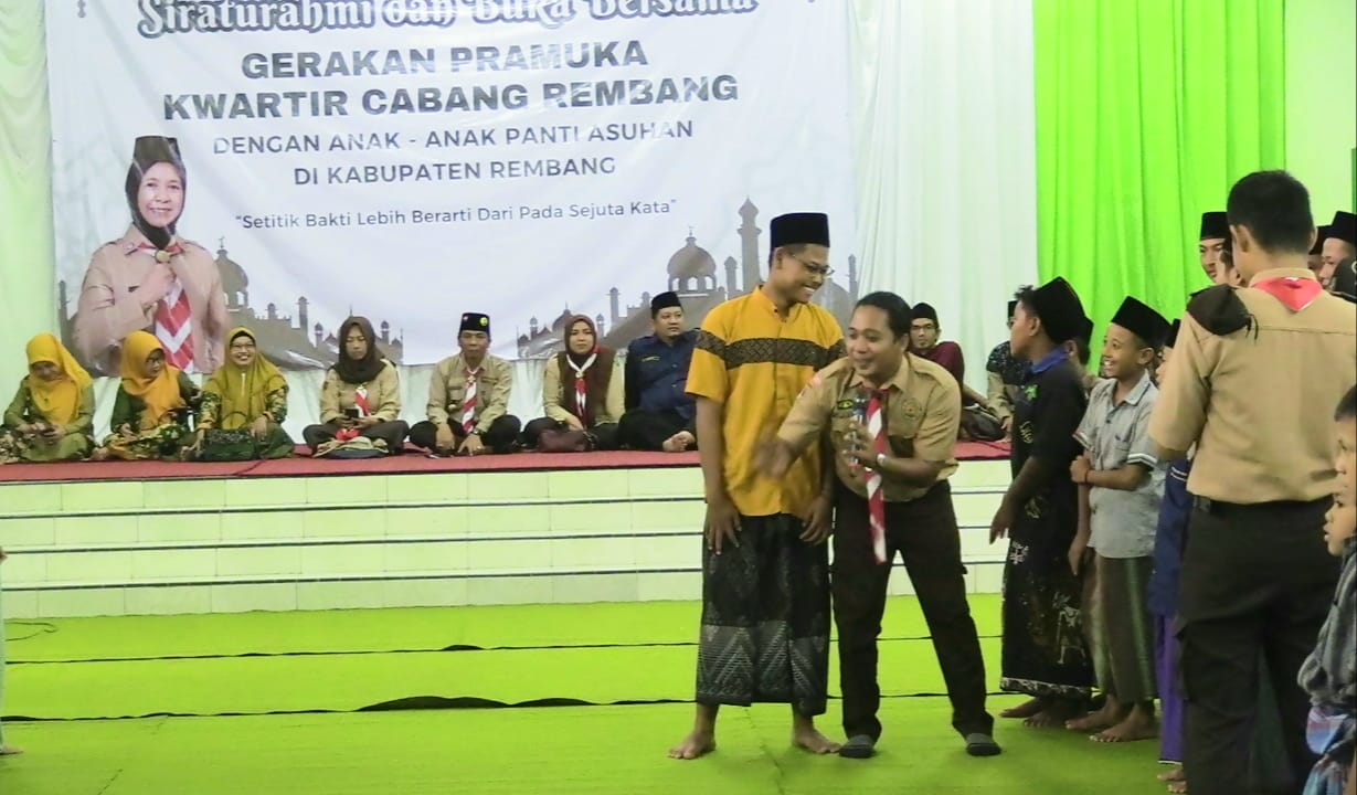 Gerakan Pramuka Rembang Berbagi Keceriaan Dengan Ribuan Anak Panti Asuhan