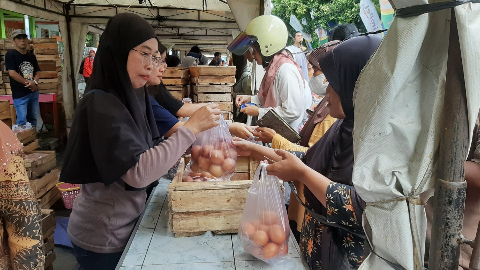 Sambut Lebaran, Pemkab Rembang Menggelar Sejumlah Pasar Murah