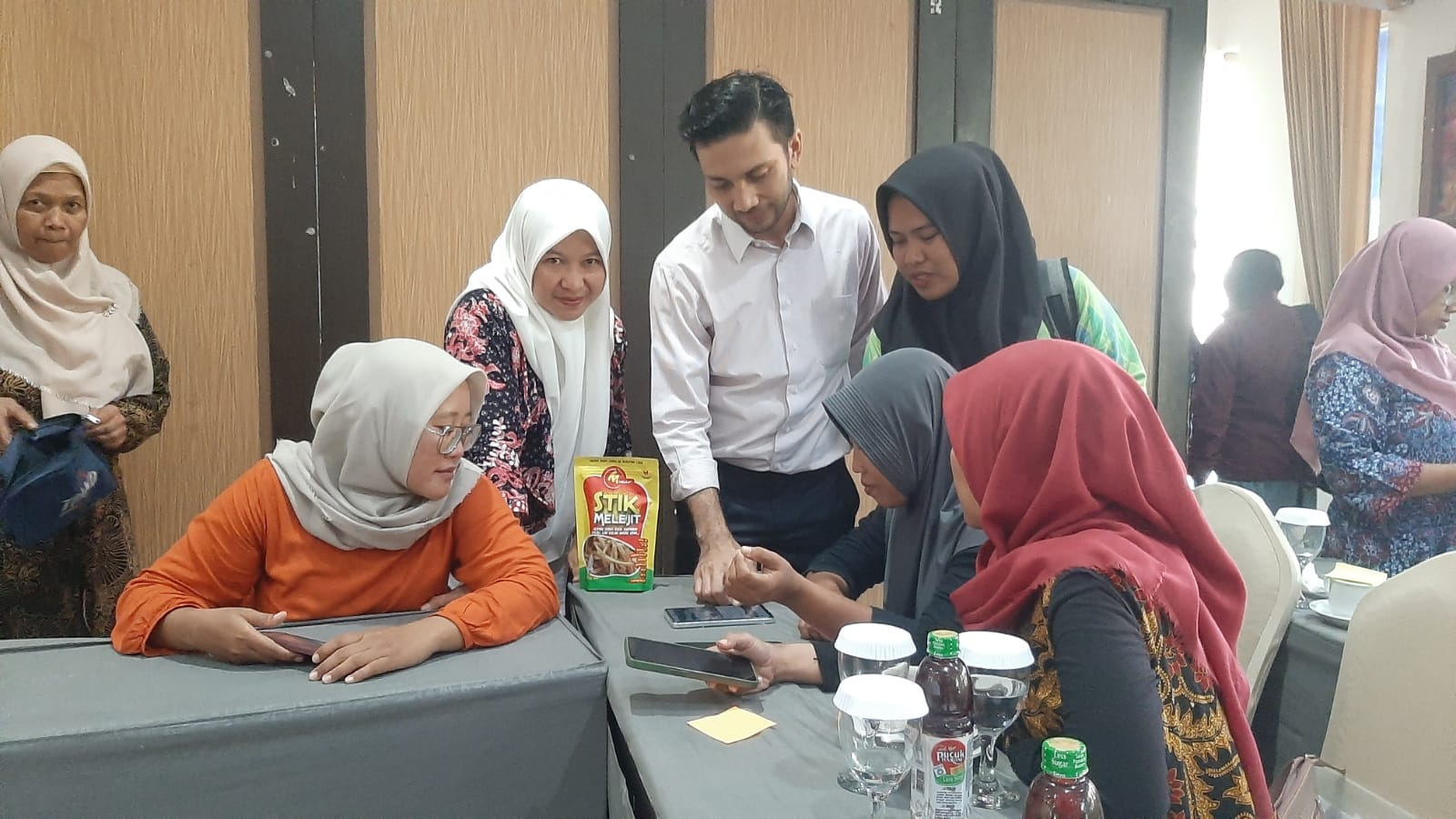 Perempuan Pelaku UMKM  Dibekali Pengetahuan Keamanan Siber