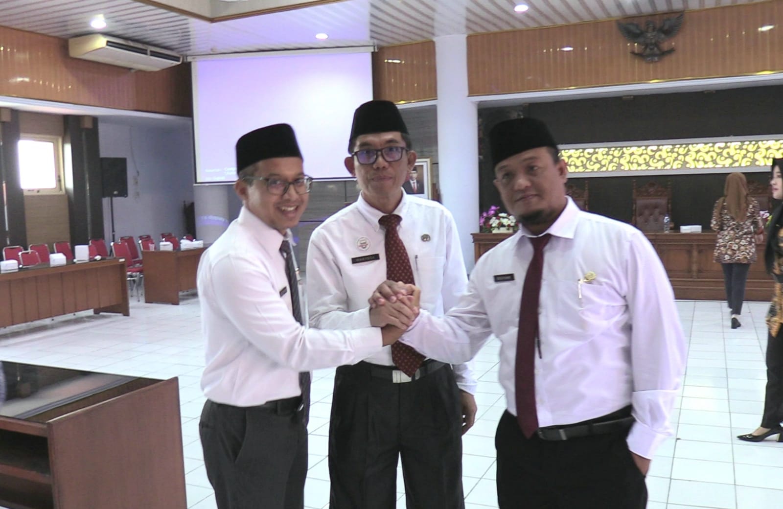 Lantik Tiga Kepala Dinas Baru, Bupati Hafidz: Jika Belum Penuhi Target, Buat Inovasi