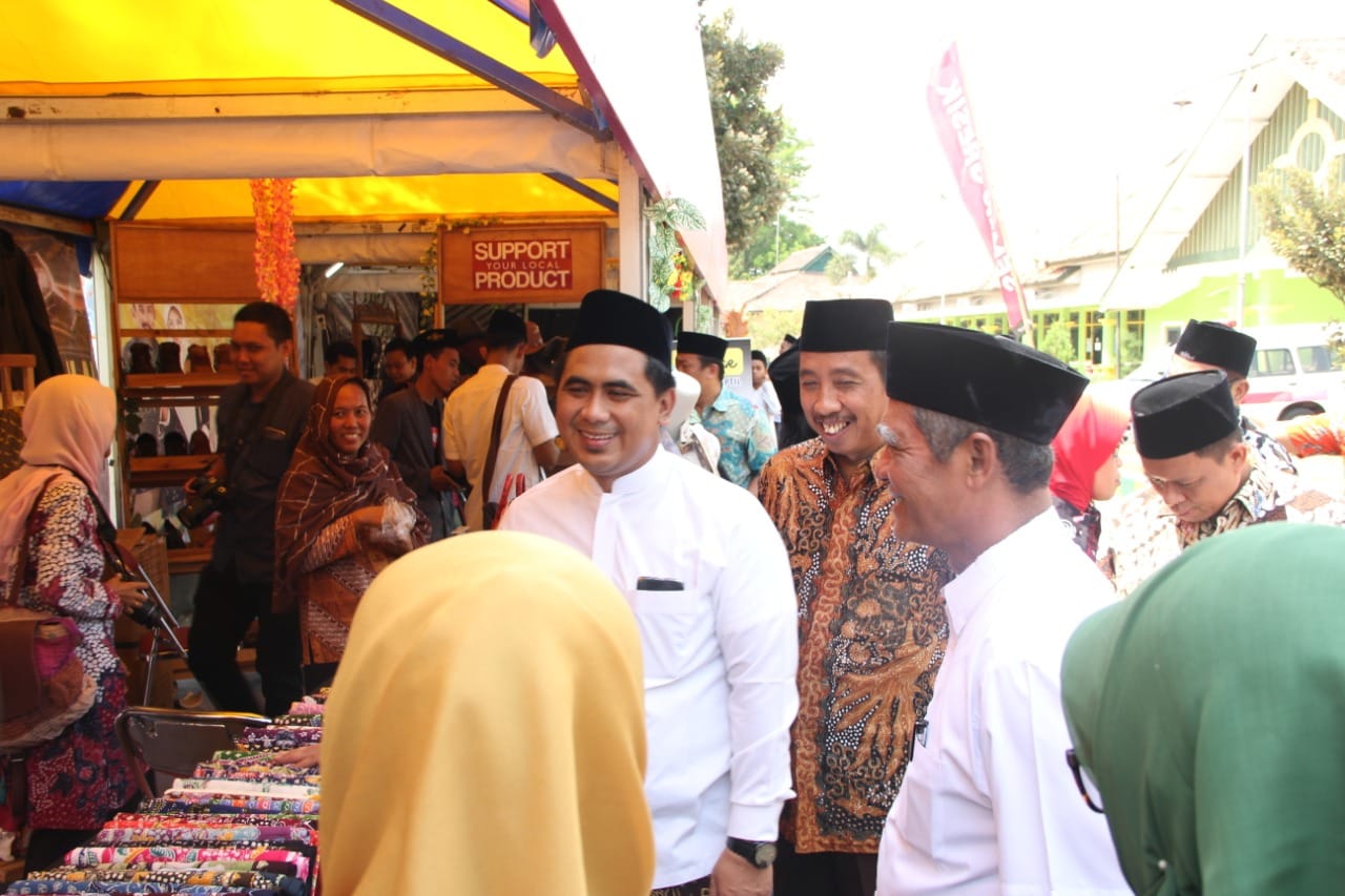 Pameran UKM Awali Kegiatan Hari Santri Nasional Tingkat Jateng