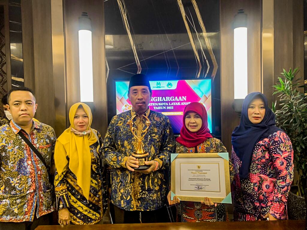 Kado Hari Jadi ke-281, Rembang Raih Penghargaan Kabupaten Layak Anak