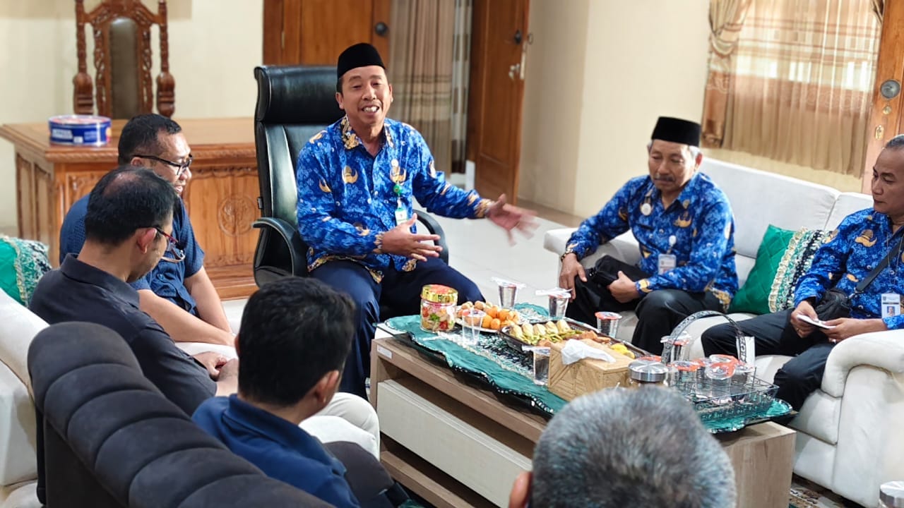 Bupati Hafidz: Penandatanganan Kenaikan Upah Minumum Sektoral Kabupaten Menunggu Regulasi Provinsi